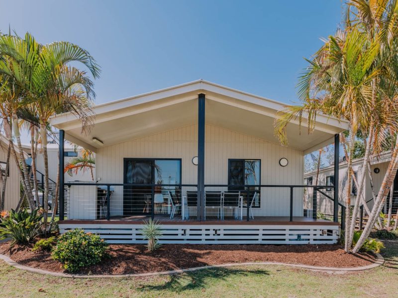 20240828 TALLEBUDGERA TOURIST PARK 67 3 BR CABIN WEB