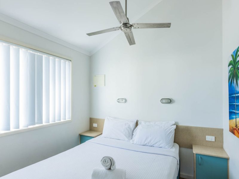 20240828 TALLEBUDGERA TOURIST PARK 28 2 BR CABIN WEB