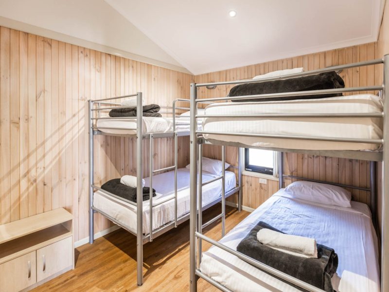 20240828 TALLEBUDGERA TOURIST PARK 50 2 BR SUPERIOR CABIN WEB